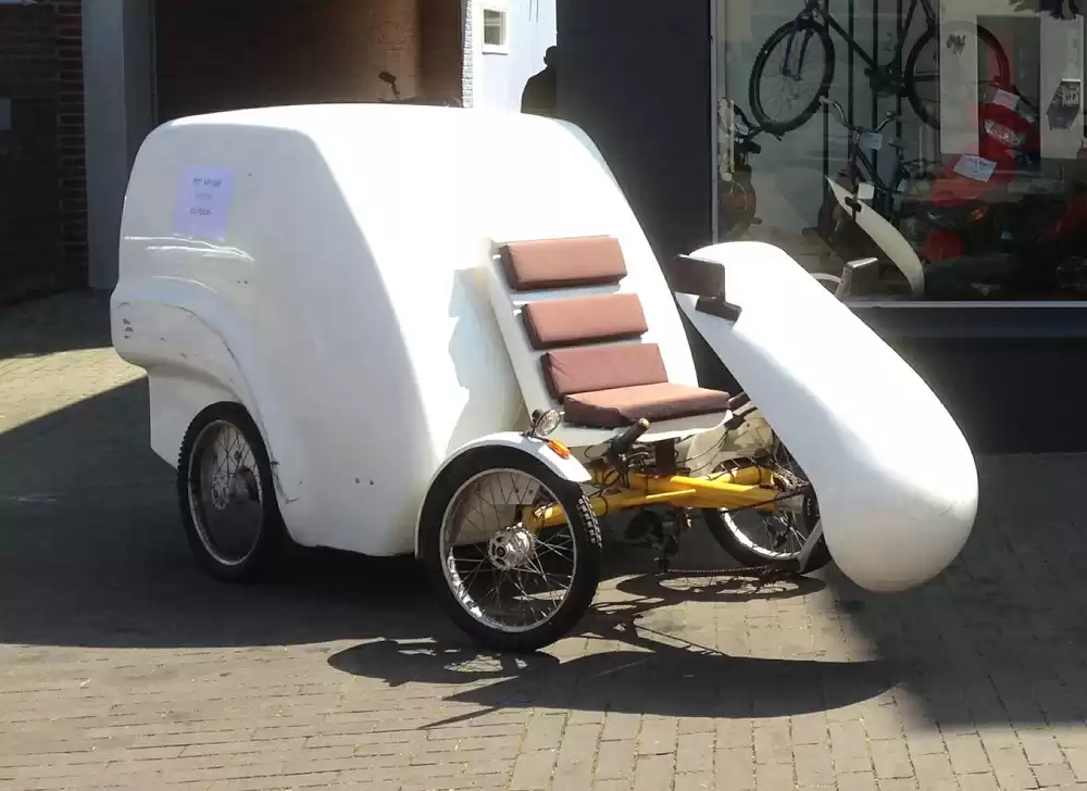 Cargobike met Polyester opbouw